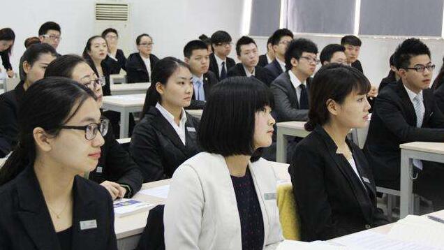 桂林銀行管理培訓(xùn)生待遇怎么樣？管理培訓(xùn)生主要工作做什么？