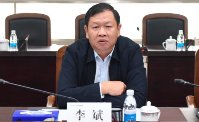 李斌簡歷：柳州鋼鐵集團董事長李斌，曾任廣西投資集團總經(jīng)理、欽州市副市長